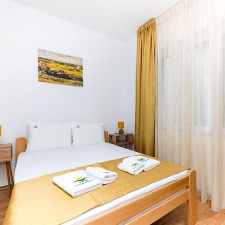 Apartmani F&M Cattaro Esterno foto